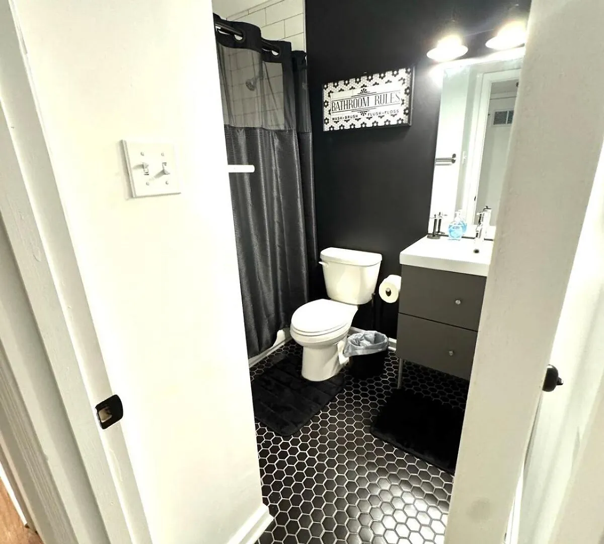 2Bedroom 1Bath Apartment Downtown ממפיס ארצות הברית